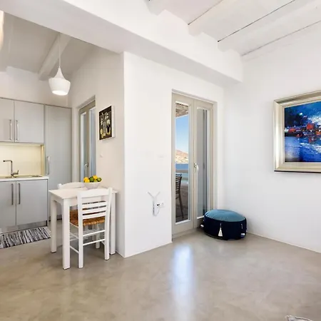 Elysium House * Naousa (Paros)